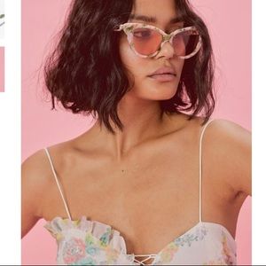 ⚡️Limited⚡️Sonix Kyoto Sunglasses In Fleur Peach